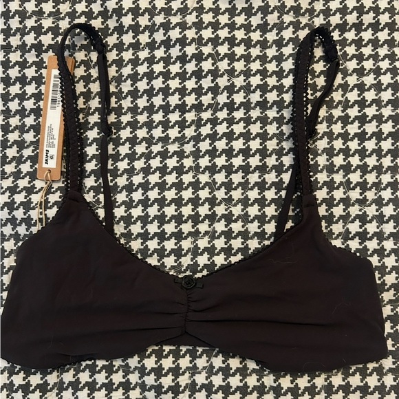 SKIMS Fits Everybody Picot SKIMPY SCOOP BRALETTE Color Onyx/Black Size Small NWT - Picture 3 of 7